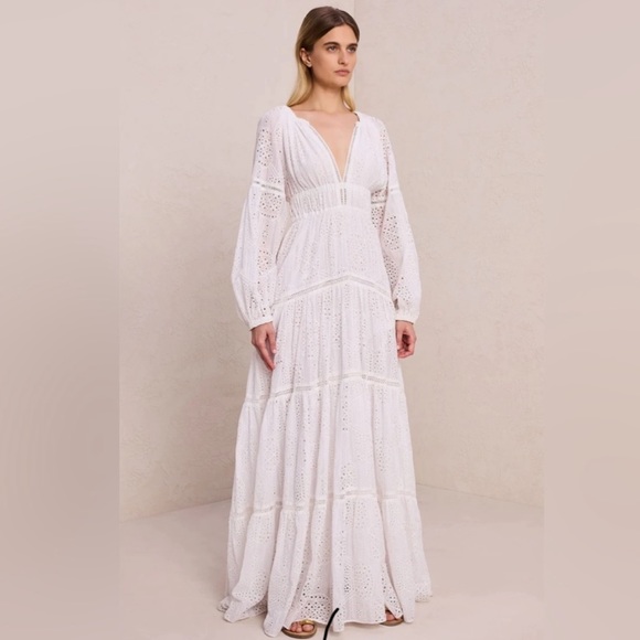 NWT ALC Mackenna Eyelet Deep-V Maxi Dress White Sold Out - Picture 2 of 11